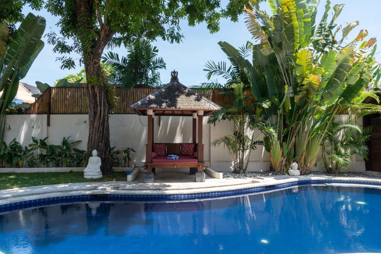 Palm Villa A Paradise For Families And Friends In Sanur Exterior photo