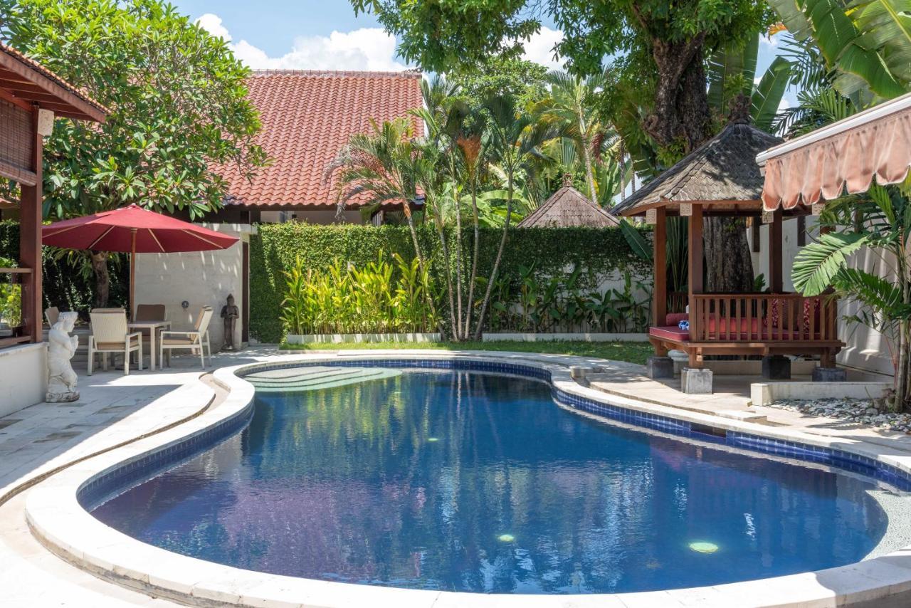 Palm Villa A Paradise For Families And Friends In Sanur Exterior photo